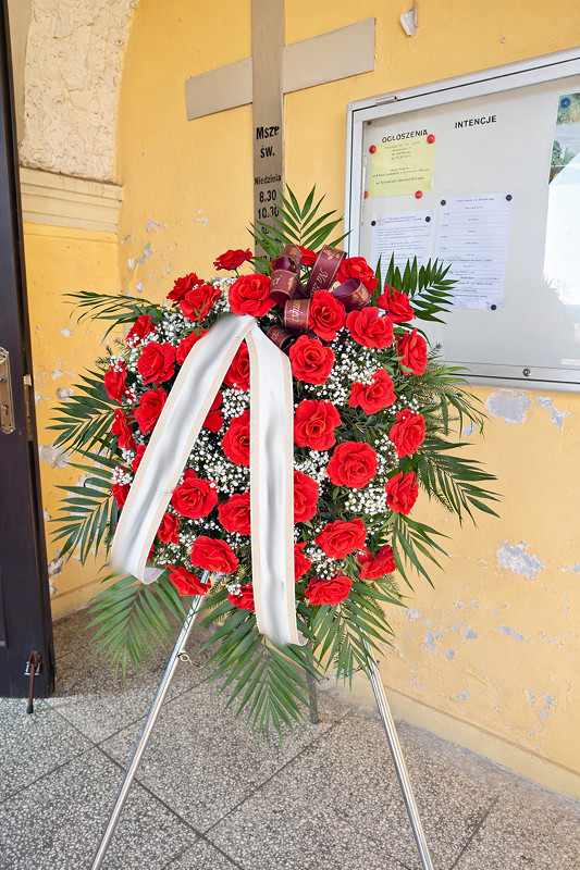 Wieniec sztuczne kwiaty